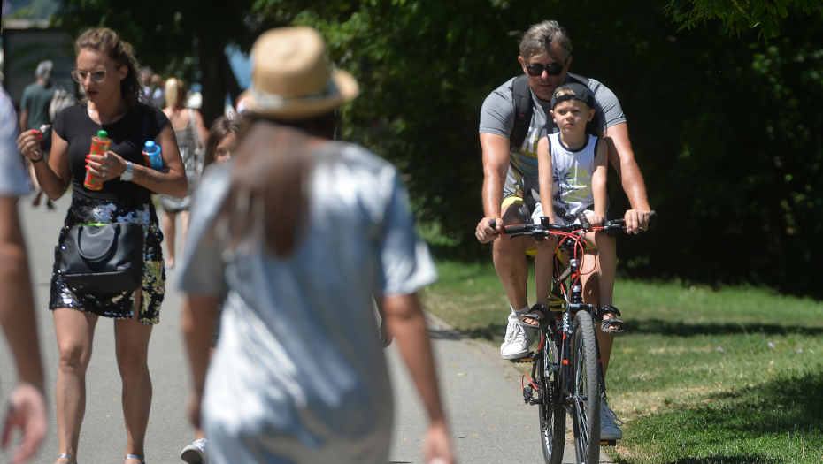 UPOZORENJE RHMZ Čeka nas još jedan vreo dan, visoke temperature i nepogode, a onda sledi totalni obrt