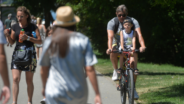 UPOZORENJE RHMZ Čeka nas još jedan vreo dan, visoke temperature i nepogode, a onda sledi totalni obrt