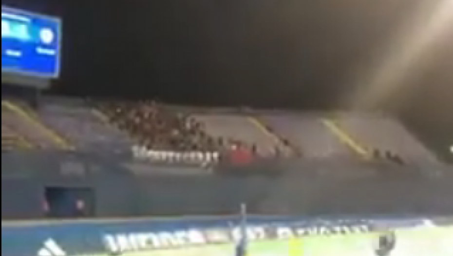 BRUKA - ORILO SE "UBIJ SRBINA" Hrvati i makedonski Albanci zajedno vređali, uz zastavu UČK (VIDEO)