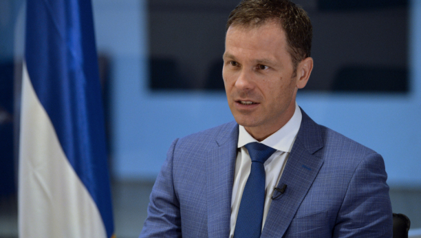 SINIŠA MALI POTVRDIO DA VLADA IMA DOBAR PLAN Kontrolišemo cene osnovnih životnih namirnica i energenata