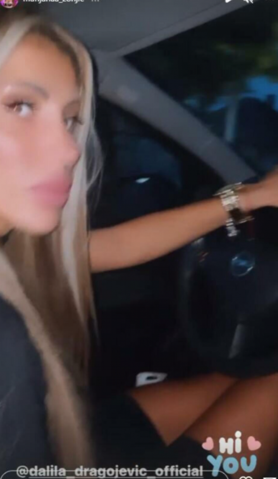 DALILA PROVOCIRA DEJANA? Mujićeva provozala auto zbog kojeg su se svađali (FOTO)