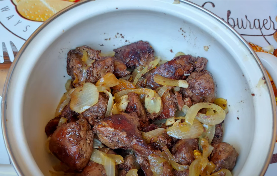 KUVANO JELO GOTOVO ZA PETNAEST MINUTA Ukoliko ste ljubitelj mesa, napravite ovaj ukusan obrok (VIDEO)