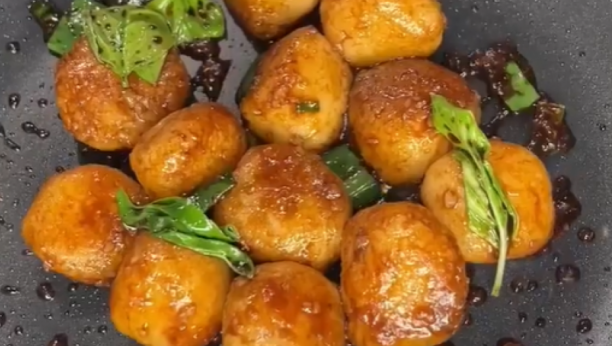 DA LI UVEK NAPRAVITE VIŠE PIRINČA? Od ostatka spremite ove preukusne kuglice, oduševićete se ukusom