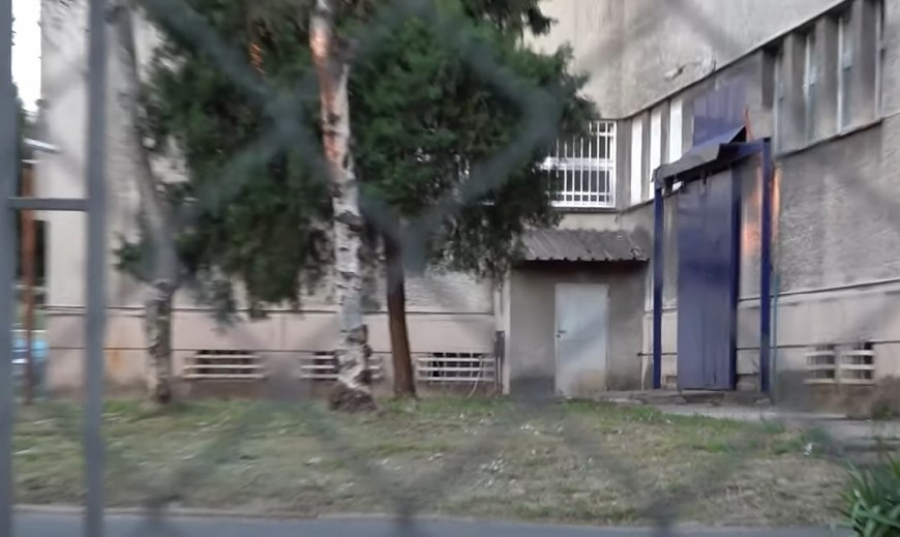 MARJANOVIĆ I DANAS IMAO POSETU Evo ko mu je doneo pune kese stvari