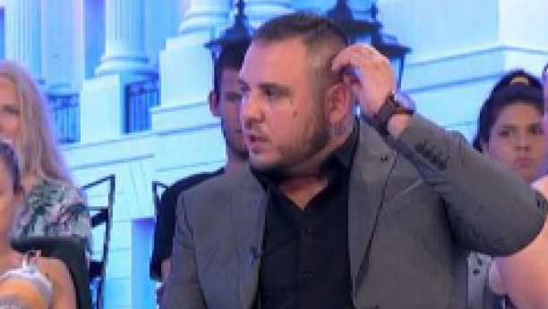 OTKRIVENO GDE SU OTIŠLI DALILA I CAR NAKON BRUTALNIH SVAĐA Dragojevićka sela u svoj novi auto, a evo šta je Filip radio