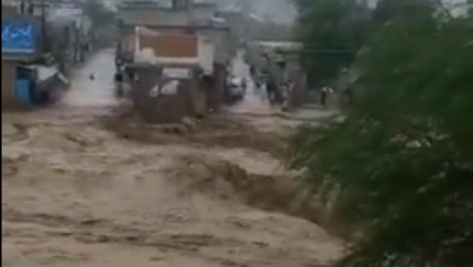 VIŠE OD 1.100 MRTVIH! Jezive poplave u Pakistanu, stotine povređeno!