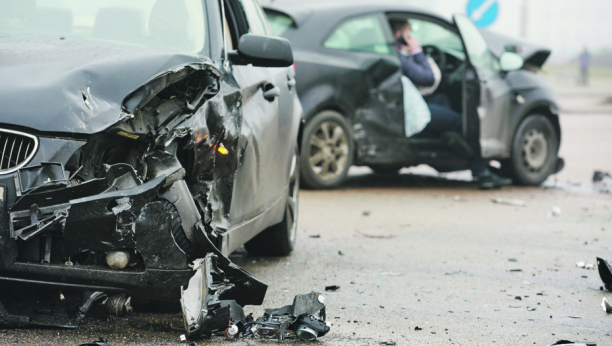 SAVETI ZA PUT UOS o tome kako da se ponašate u slučaju saobraćajne nezgode u inostranstvu: Kada obavezno treba zvati policiju?
