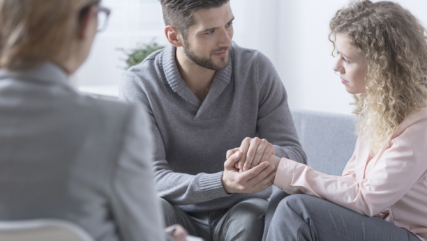 TERAPIJA ZA PAROVE SPAŠAVA VAŠ ODNOS Kako izgleda i kada je potrebno da se obratite stručnjaku?