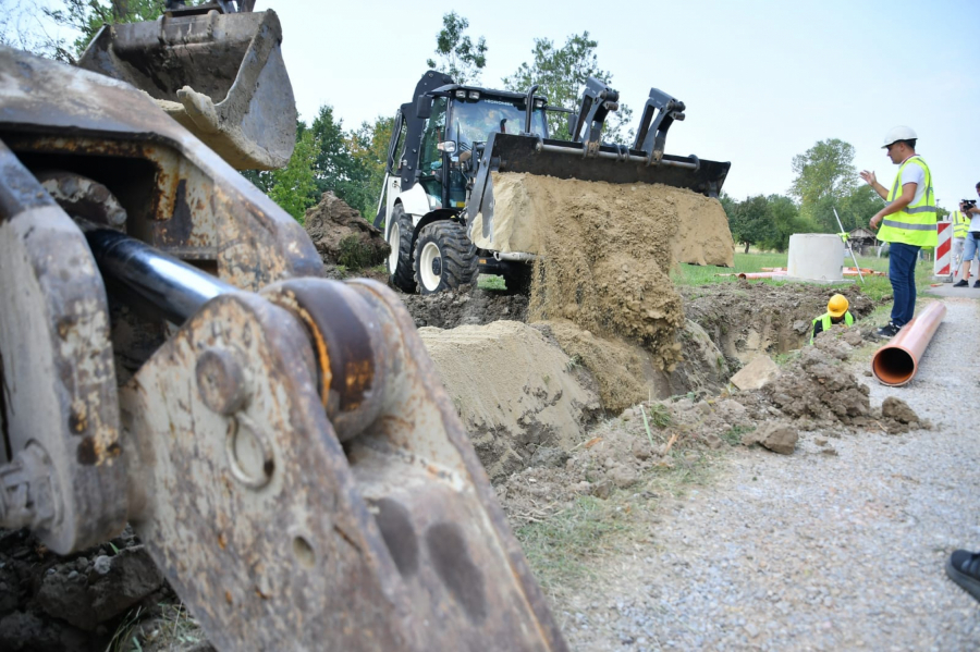 ČISTA SRBIJA U MIONICI Momirović: Realizovano oko 160 kilometara nove kanalizacione infrastrukture (FOTO)