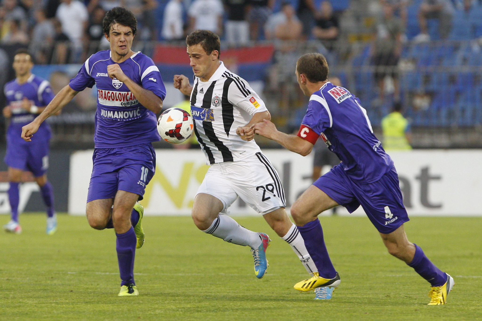 BOMBA U NOVOM SADU Bivši napadač Partizana stiže u Vojvodinu?