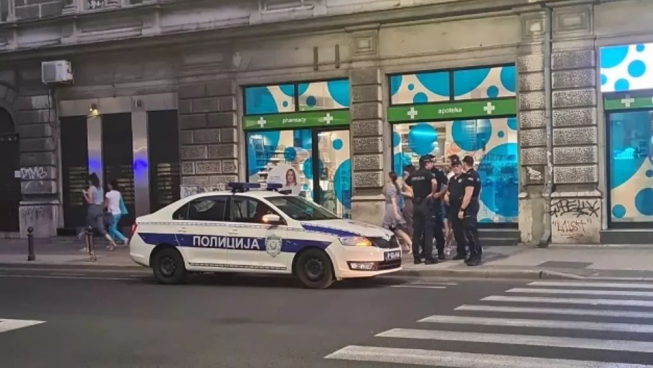 PREMINUO NA LICU MESTA Muškarac pao sa zgrade u centru Beograda (FOTO)