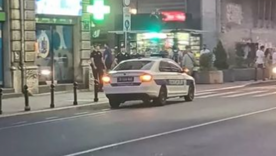 DETALJI TRAGEDIJE U CENTRU BEOGRADA Čovek pao sa zgrade, čuo se samo udarac, žena je vrisnula