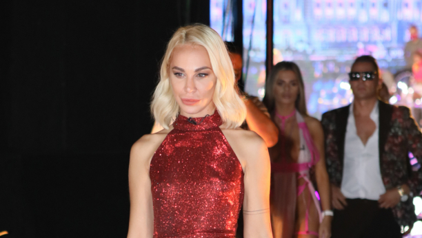 PROGOVORILA DRUGARICA MAJE MARINKOVIĆ Pomenula mutne radnje, pa otkrila šok detalje: Sve joj je branio