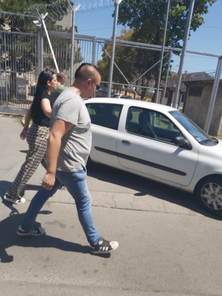 PRVA POSETA MARJANOVIĆU POSLE PRESUDE ZA UBISTVO Porodica Zoranu donela prebranac i gaće u Centralni zatvor