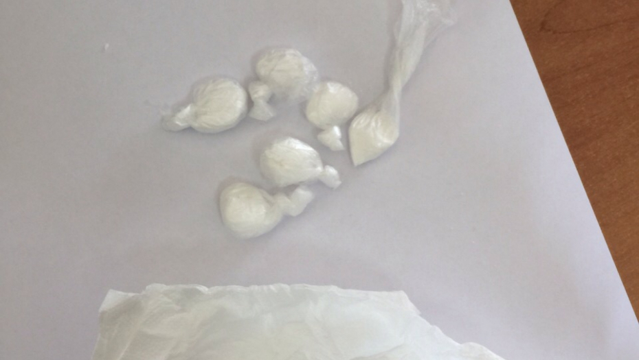 HAPŠENJE NA MERDARU U torbi krio pola kilograma kokaina!