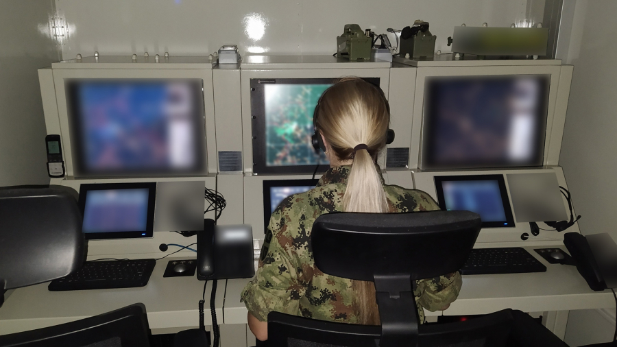 LOVAČKA AVIJACIJA ZAVISI OD NJIH Trenaž oficira za navođenje u 126. brigadi vazdušnog osmatranja, javljanja i navođenja (FOTO)