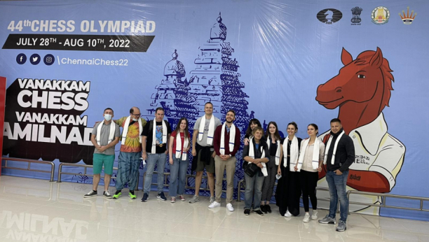 ČENAJ DOČEKAO ŠAHISTE Srbija raspoložena da se nadmeće na šahovskoj olimpijadi