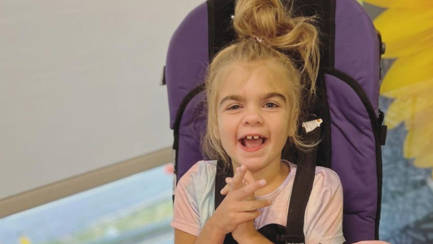 POTRESNA ISPOVEST MAJKE O ĆERKINOM OBOLJENJU: Dobijali smo komplimente za ćerkine obrve,a one su zapravo znak ozbiljne bolesti