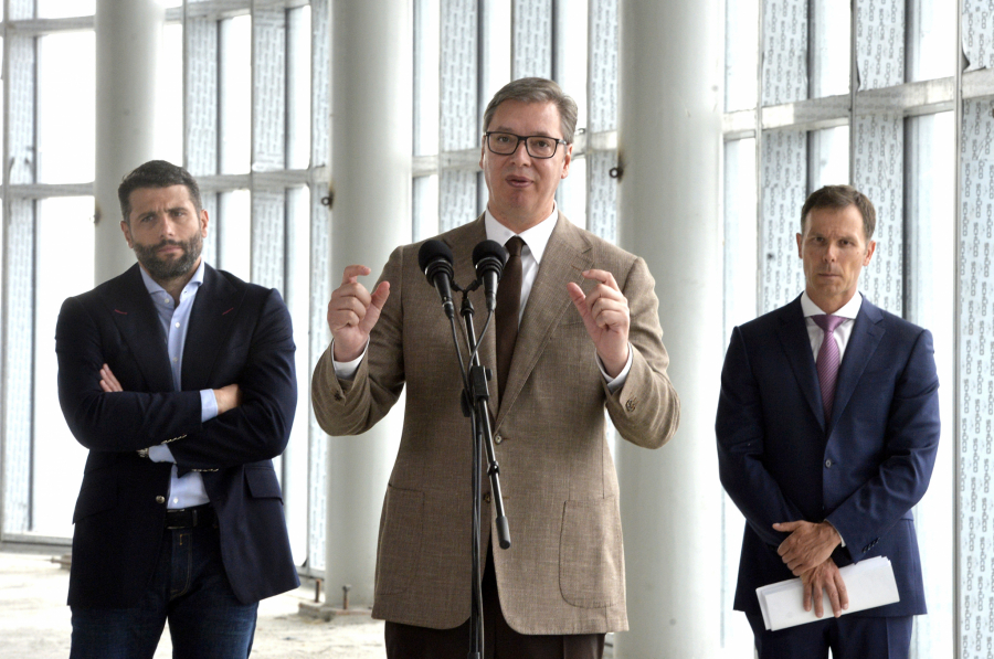 PREDSEDNIK VUČIĆ PONOSAN ŠTO SRBIJA NAPREDUJE 