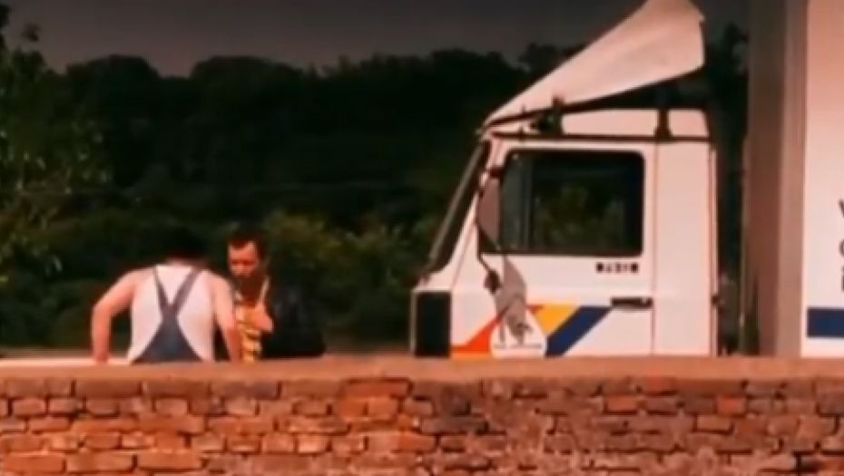 GDE JE DEDA? Zvezda urnebesnom scenom iz kultnog filma najavila novo pojačanje (VIDEO)