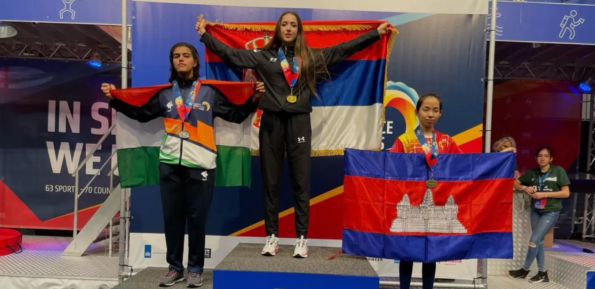 LEPOTICA OD ZLATA Lozničanka raspametila Svetske policijske igre: Bije za medalju, a tek kako izgleda...