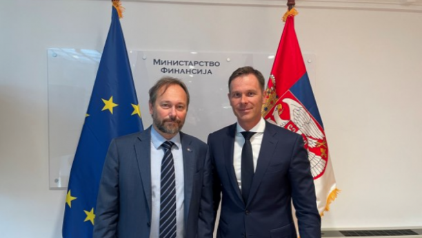 MALI SE SASTAO SA ŠEFOM DELEGACIJE EVROPSKE UNIJE Evo koja je bila glavna tema razgovora sa Emanuelom Žiofreom