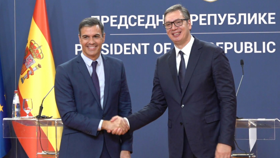 DIVIM SE NIKOLI JOKIĆU Španski premijer: Vučić i ja smo ljubitelji košarke