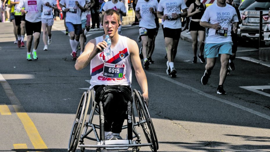 HEROJ BEOGRADA Lazar Makulović, košarkaš u kolicima, jedan od dobitnika specijalnog priznanja: Usponi naporni, ali imao sam cilj