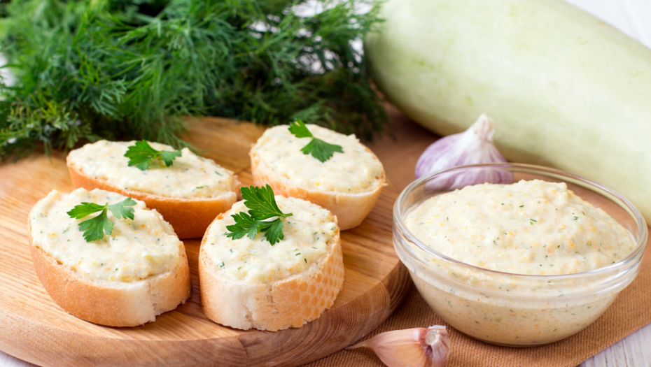 Preukusan: Pileći namaz sa povrćem