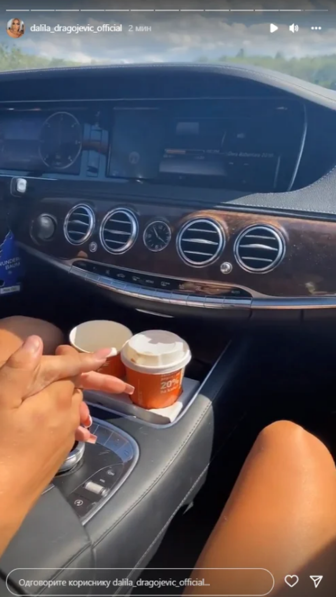 OVO JE NOVI DEČKO DALILE DRAGOJEVIĆ Paparaco ih uhvatio ovde, nećete verovati na koga liči (VIDEO)