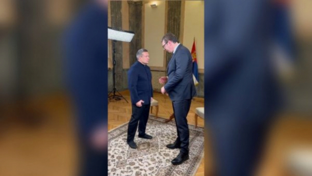 PODRŠKA SRBIJI IZ RUSIJE Čuveni voditelj Vladimir Solovjev objavio snimak sa Vučićem (VIDEO)