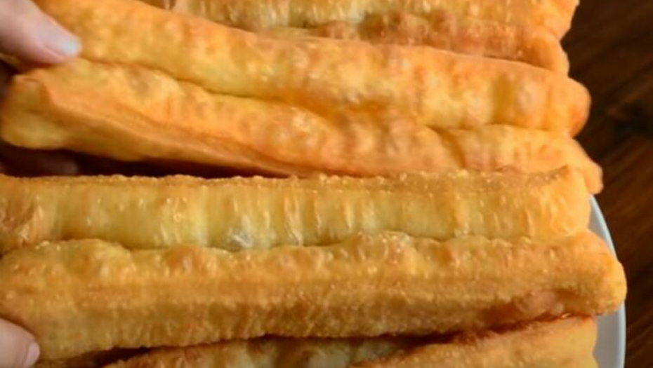 JEDNOSTAVNE MEKIKE BEZ KVASCA Za ovim receptom je odlepilo više od 2 miliona ljudi (VIDEO)