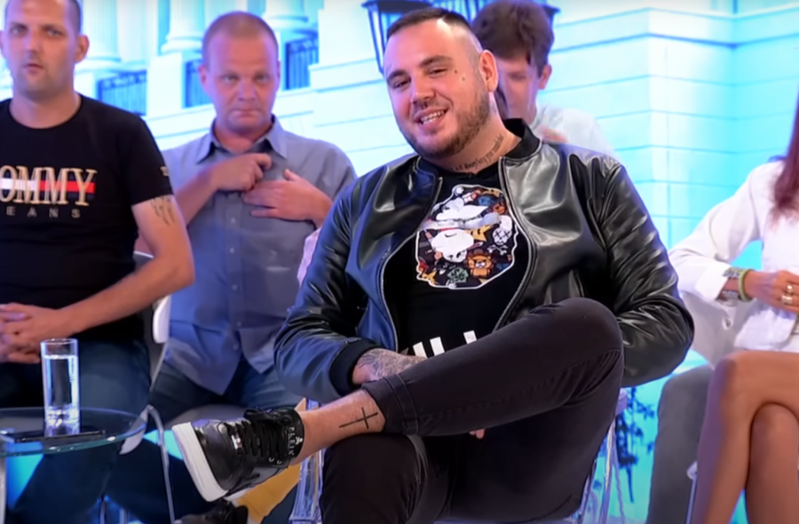 ON ULAZI U ZADRUGU Starleti se ne piše dobro, mnogima će pomrsiti konce, ali njoj najviše