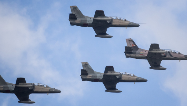 TAJPEJ: Kineski ratni avioni prešli središnju liniju Tajvanskog moreuza