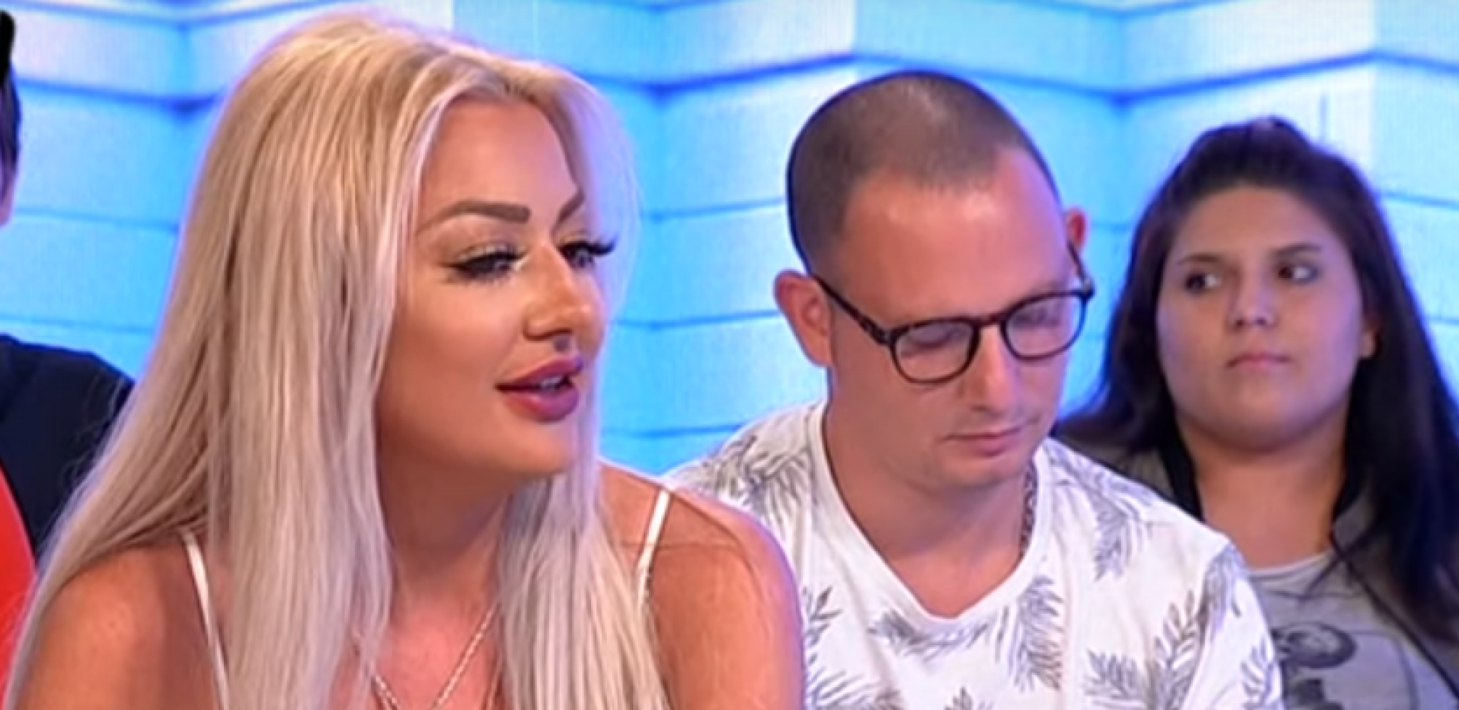 OPLELA PO ZADRUGARIMA Sandra Rešić bez dlake na jeziku dala svoj sud o aktuelnim dešavanjima