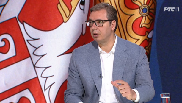 VUČIĆ U OBRAĆANJU NACIJI "Mi ćemo da čuvamo mir, ali da pustimo da tuku naš narod, nećemo nikada!"