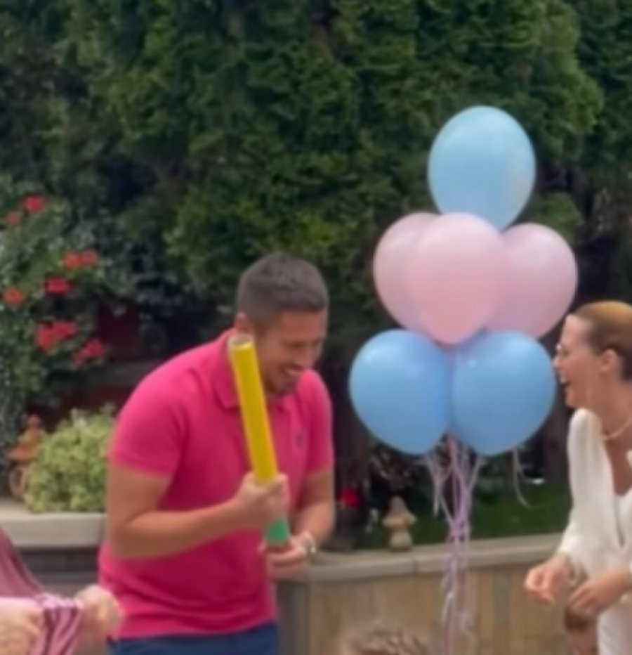 RADOSNE VESTI IZ KUĆE ROKVIĆA! Marko postaje tata drugi put, mama otkrila pol bebe (FOTO)