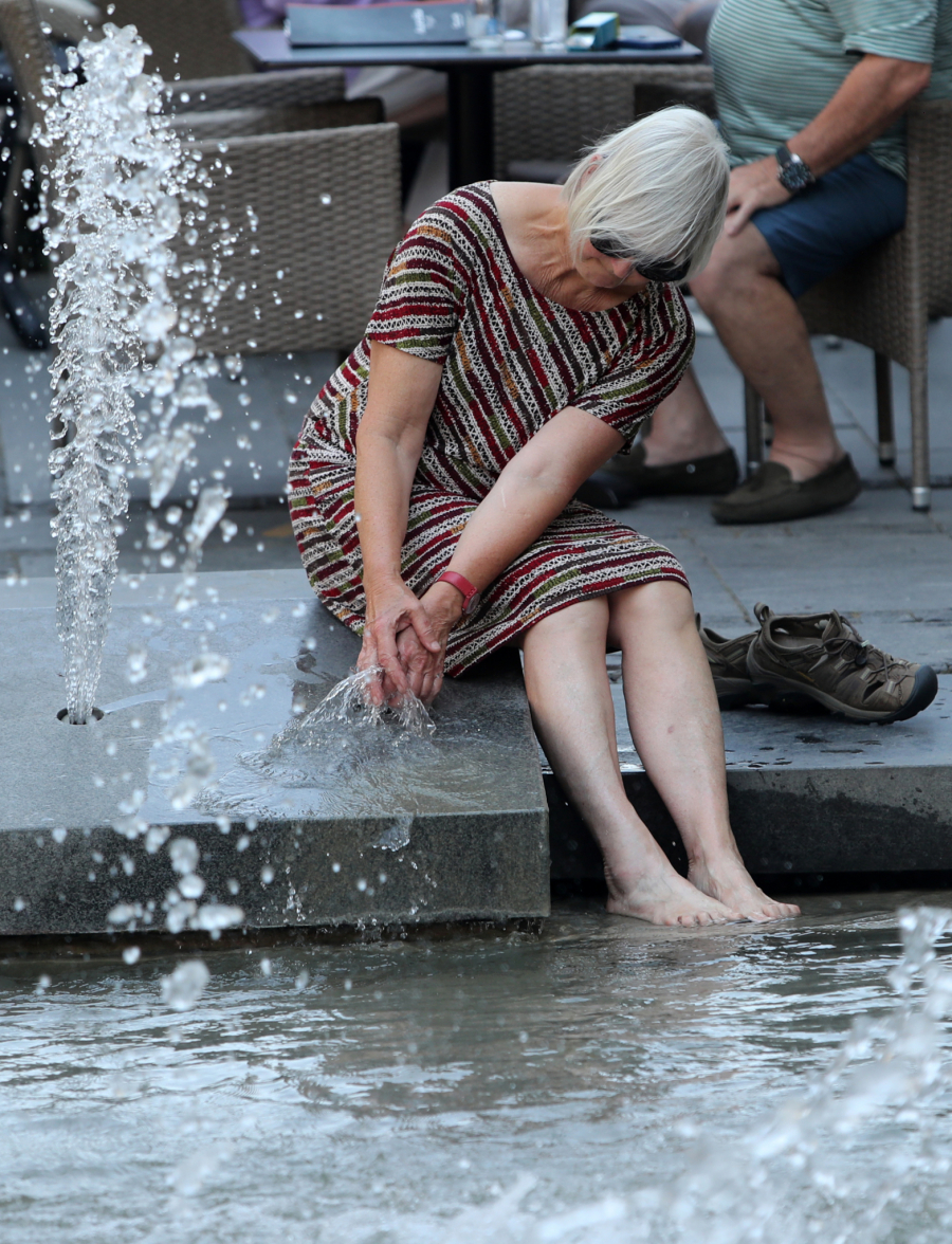 SPREMITE SE ZA PAKAO, OČEKUJE NAS 60 TROPSKIH DANA! Objavljena prognoza za leto, evo i koliko ćemo imati kiše
