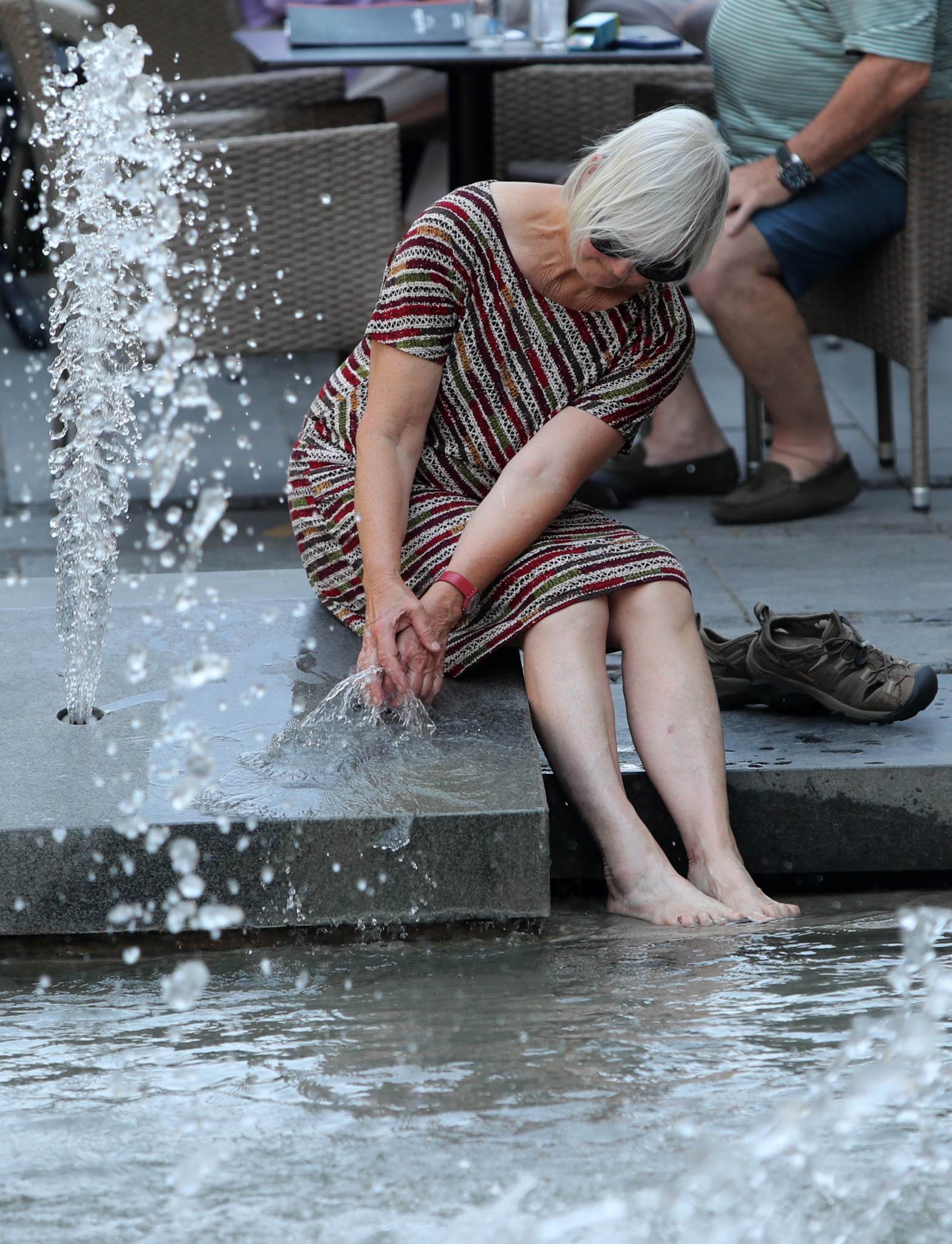 OGLASIO SE BATUT, VREME OPASNO PO ZDRAVLJE U PETAK! Objavljena detaljna uputstva kako da postupamo tokom toplotnih talasa