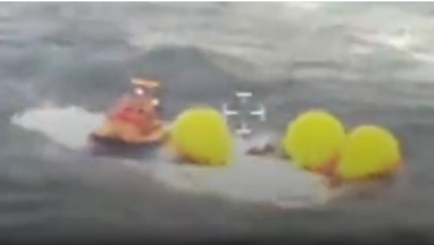 OVAJ ČOVEK JE PREŽIVEO 16 SATI ISPOD POVRŠINE OKEANA Evo kako mu je to pošlo za rukom