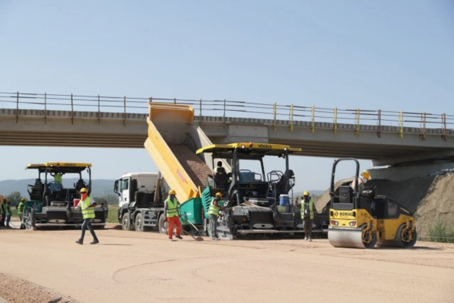 UZ MORAVSKI KORIDOR NIČE INDUSTRIJSKA ZONA Ministar Momirović: Podići ćemo zaposlenost u ovom kraju (FOTO,VIDEO)