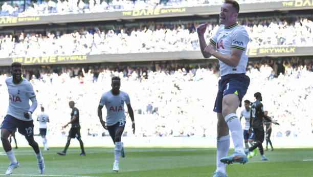 "Poker" Totenhema protiv Sautemptona, "svrake" rutinski sa povratnikom, preokret Lidsa