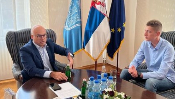 PONOS ZA SVOJ GRAD Vučevič ugostio najsavesnijeg Novosađanina