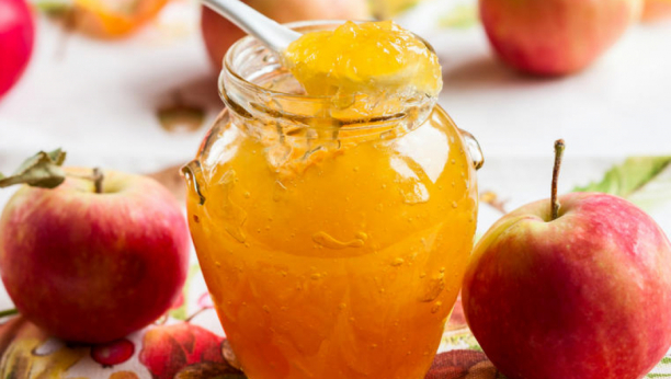 LEKOVITI PEKMEZ OD JABUKA Doktori ga zovu slatka infuzija, evo kako se sprema