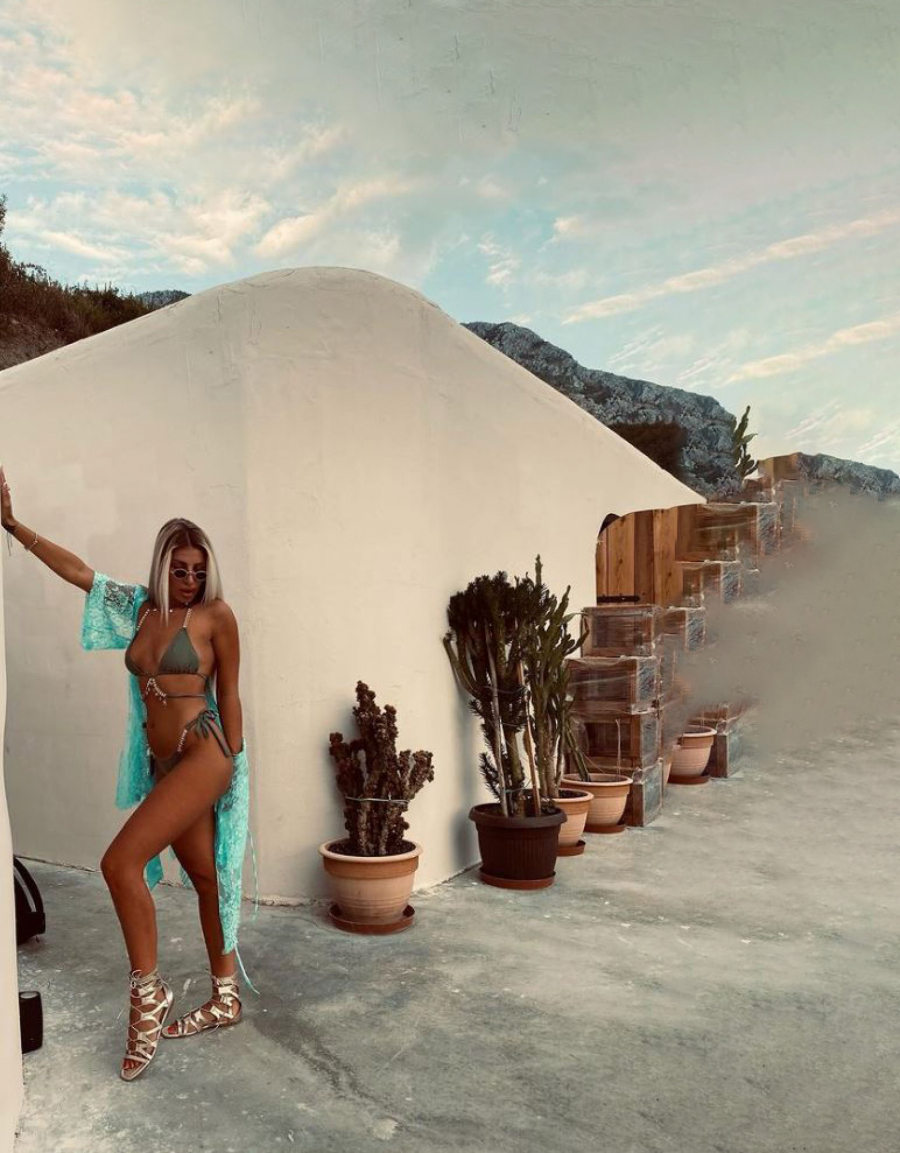 DALILI DRUG GLUMI DEČKA Dragojevićka je dogovorila celu strategiju kako bi na društvenim mrežama trebalo da izgleda njihova veza