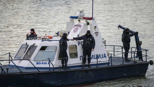 UMRLA MI JE NA RUKAMA, NIKADA SE NIŠTA SLIČNO OVDE NIJE DOGODILO Velika tragedija na turskom odmaralištu, troje dece ostalo bez majke