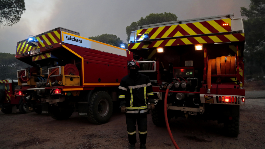 VELIKI POŽAR U KINI  Zapalila se stambena zgrada, ima mrtvih