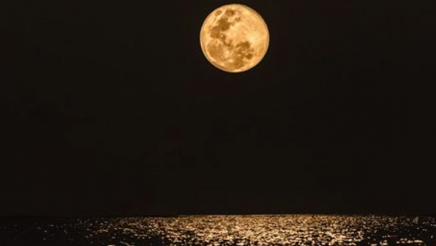 HOROSKOP ZA SREDU, 14. DECEMBAR Problemi i nesuglasice udaljiće Devicu od partnera, počinje vreme napretka za Blizance, značajni finansijski preokreti za Vagu