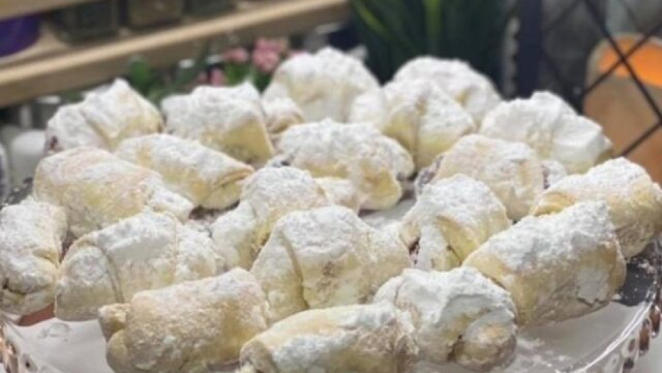 STARINSKE KIFLICE PO RECEPTIMA NAŠIH BAKA Mekane i mirisne poslastice, vratiće vas u detinjstvo