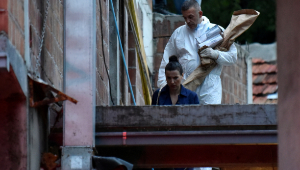 ZAVRŠENA OBDUKCIJA TELA UBIJENIH NA CETINJU Još se traga za čovekom koji je pucao u Borilovića tokom masakra